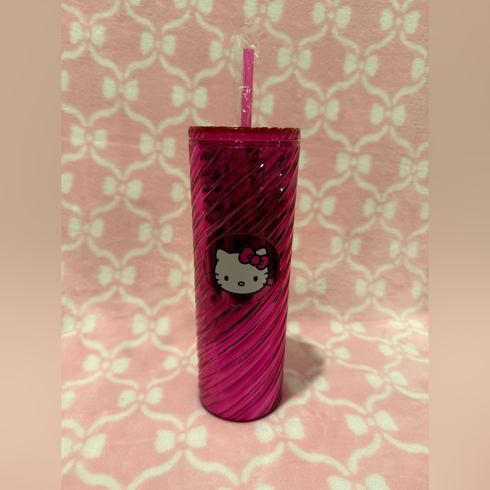 Hello Kitty Hot Pink Spiral Tumbler with Straw